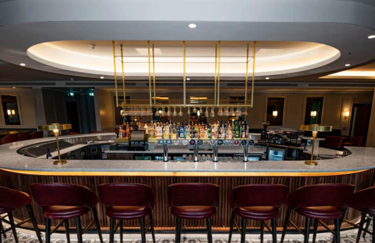 Douglas Wallace Architects & interior Designer Fitzwilliam Lawn Tennic club First floor bar